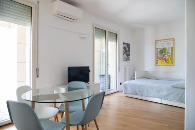 Grande Monolocale Con Parcheggio Interrato Incluso Apartman Genova Kültér fotó