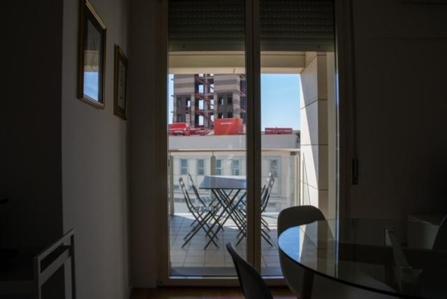 Grande Monolocale Con Parcheggio Interrato Incluso Apartman Genova Kültér fotó